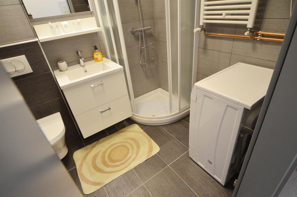 Apartment Dina 52 روفينج المظهر الخارجي الصورة