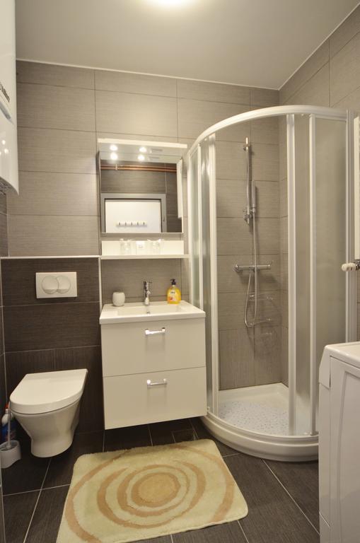 Apartment Dina 52 روفينج المظهر الخارجي الصورة